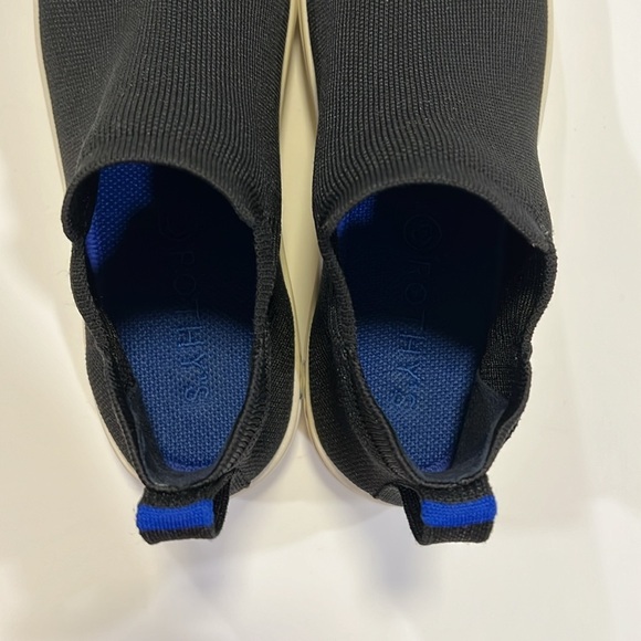 Rothy’s - 10, black “Chelsea boot sneaker” - Picture 4 of 10